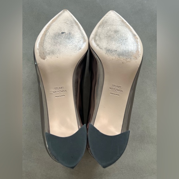 Stuart Weitzman Metallic Low Block Pump, Size 10 - Picture 4 of 5